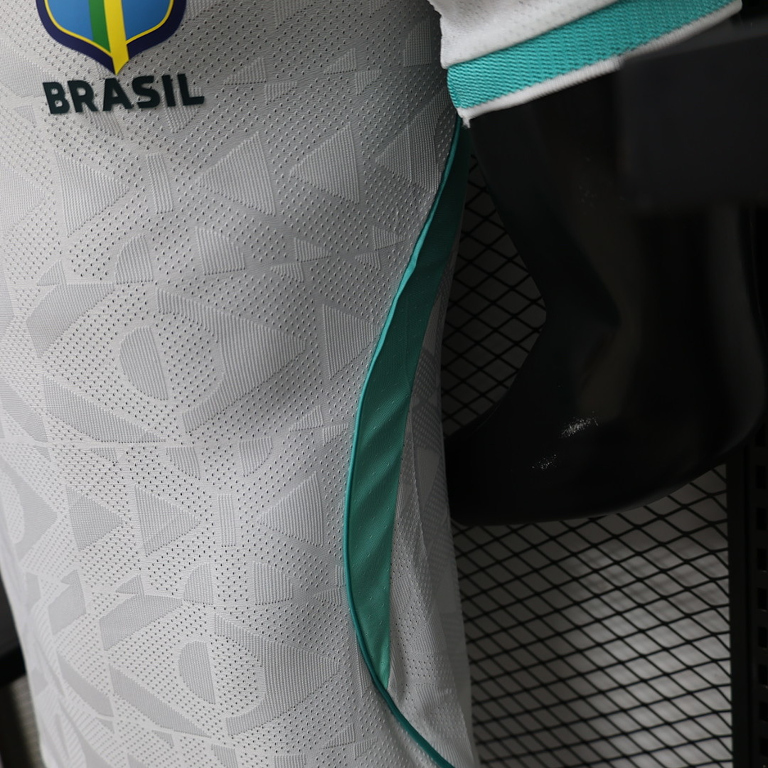 CAMISETA CONCEPTO BRASIL VERSIÓN JUGADOR - Imagen 7