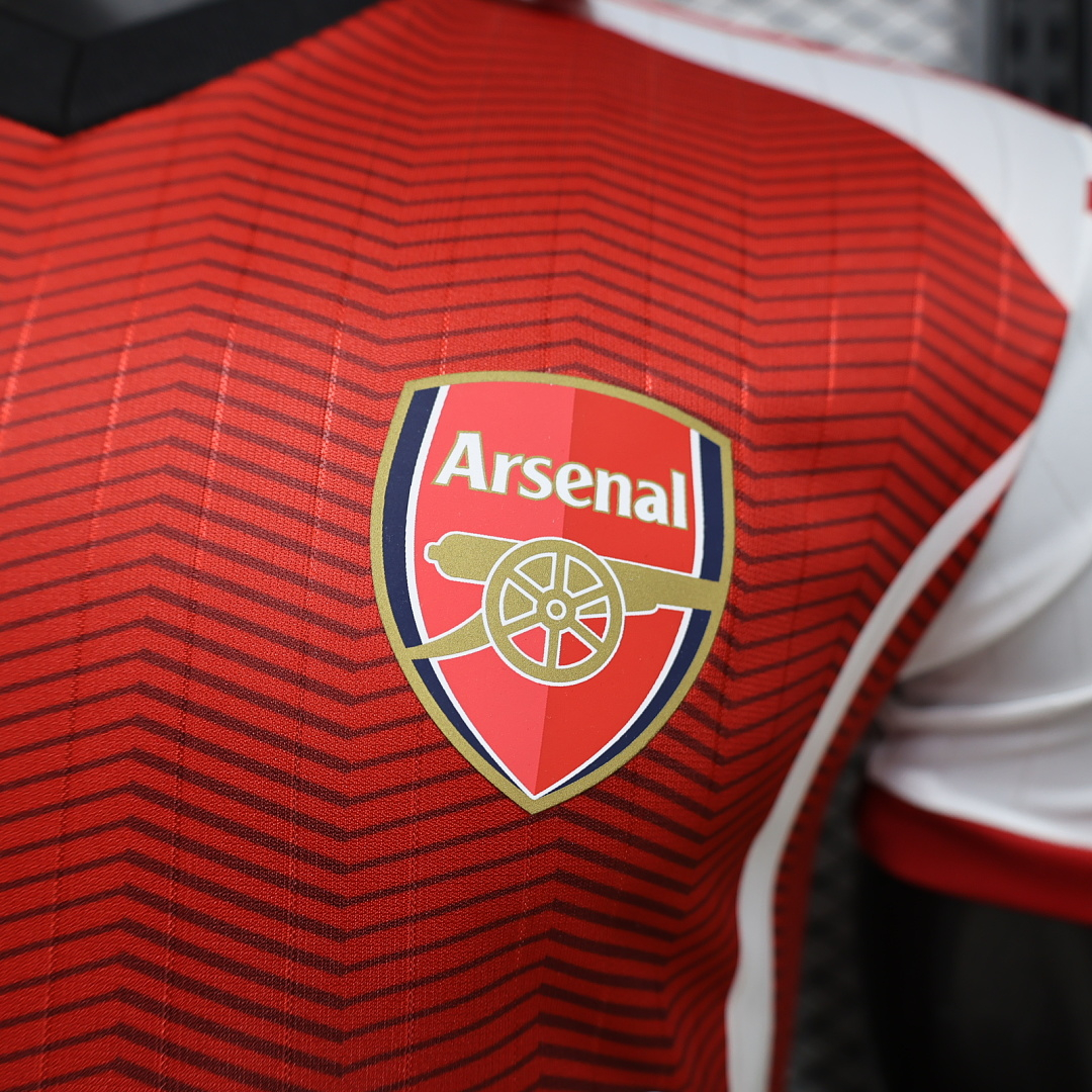 CAMISETA CONCEPTO ARSENAL 2026/27 VERSIÓN JUGADOR - Imagen 4