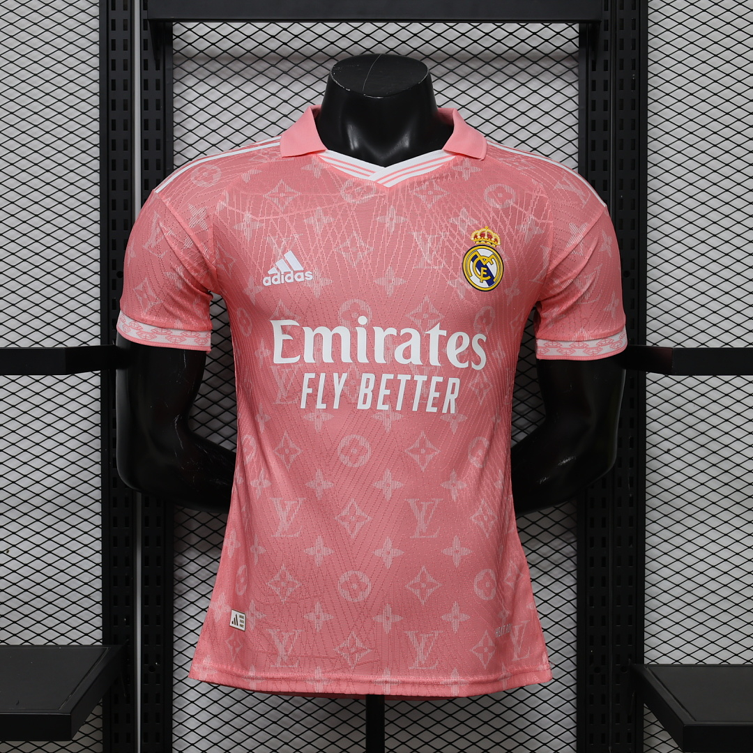 CAMISETA CONCEPTO REAL MADRID 2026/27 VERSIÓN JUGADOR