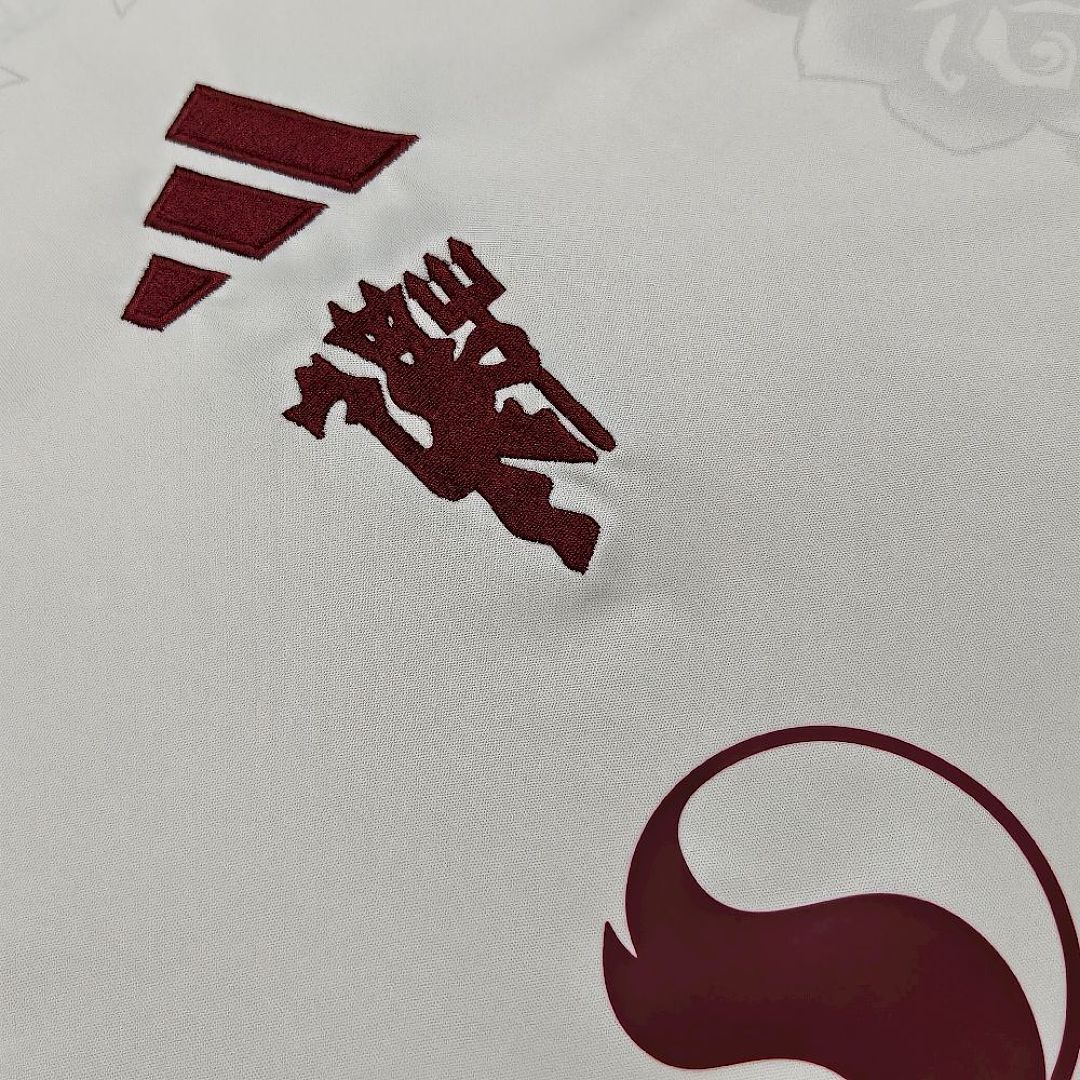CAMISETA TERCERA EQUIPACIÓN MANCHESTER UNITED 2026/27 VERSIÓN FAN - Imagen 4