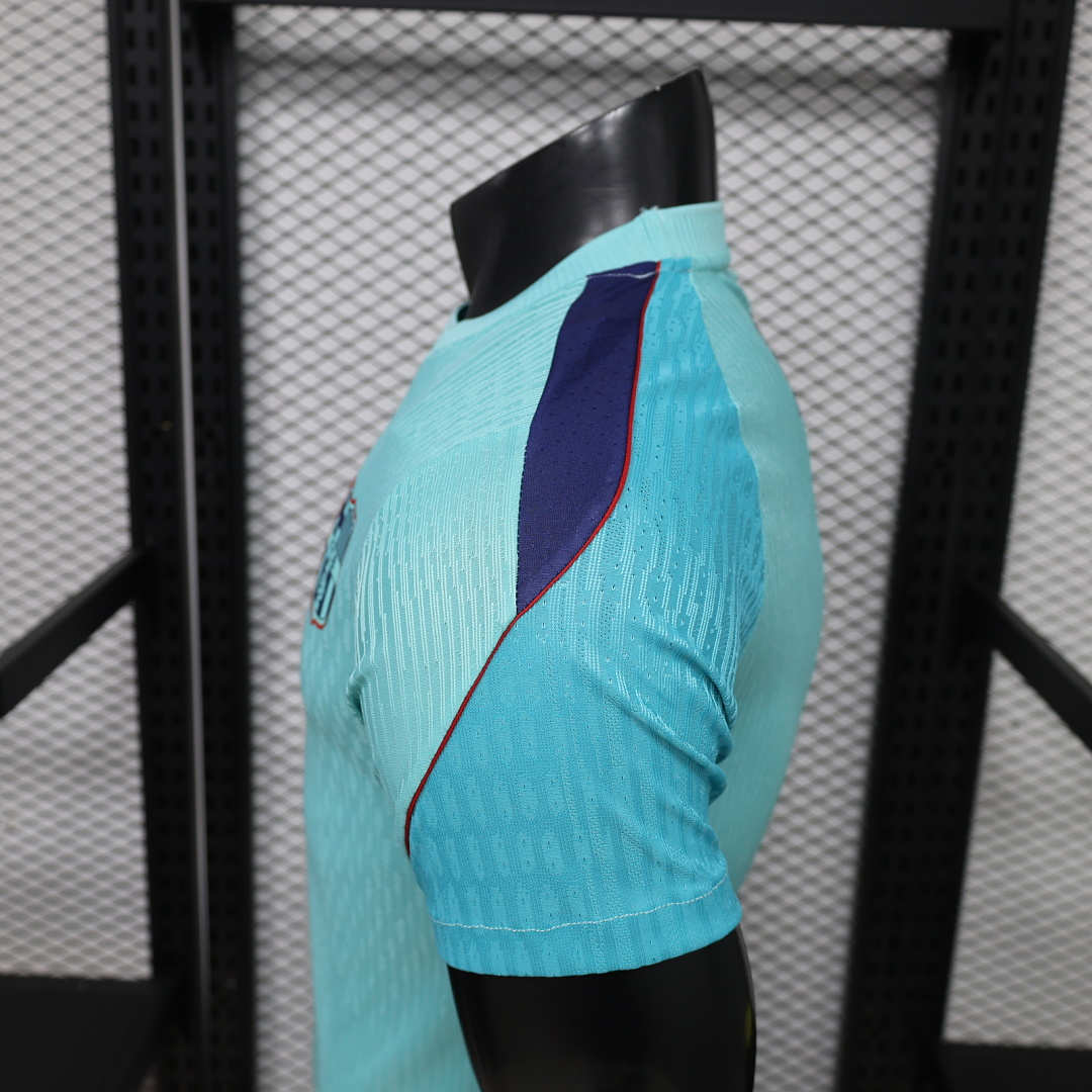 CAMISETA ENTRENAMIENTO BARCELONA 2026/27 VERSIÓN JUGADOR - Imagen 6