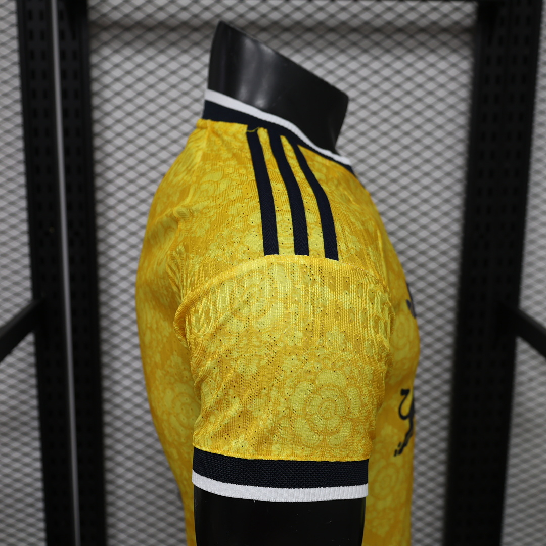 CAMISETA SEGUNDA EQUIPACIÓN LEEDS UNITED 2026/27 VERSIÓN JUGADOR - Imagen 7