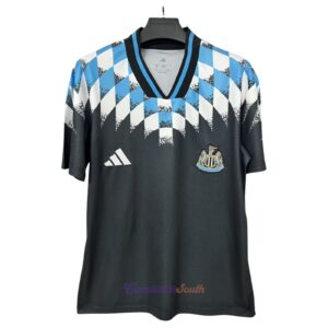 POLERA DE SALIDA NEWCASTLE UNITED 2026/27 VERSIÓN FAN