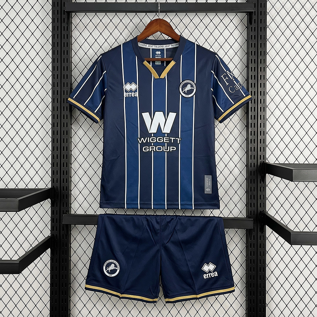 CAMISETA PRIMERA EQUIPACIÓN MILLWALL FC 2026/27 VERSIÓN INFANTIL
