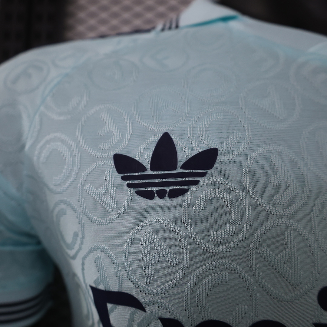 CAMISETA CONCEPTO ARSENAL 2026/27 VERSIÓN JUGADOR - Imagen 3