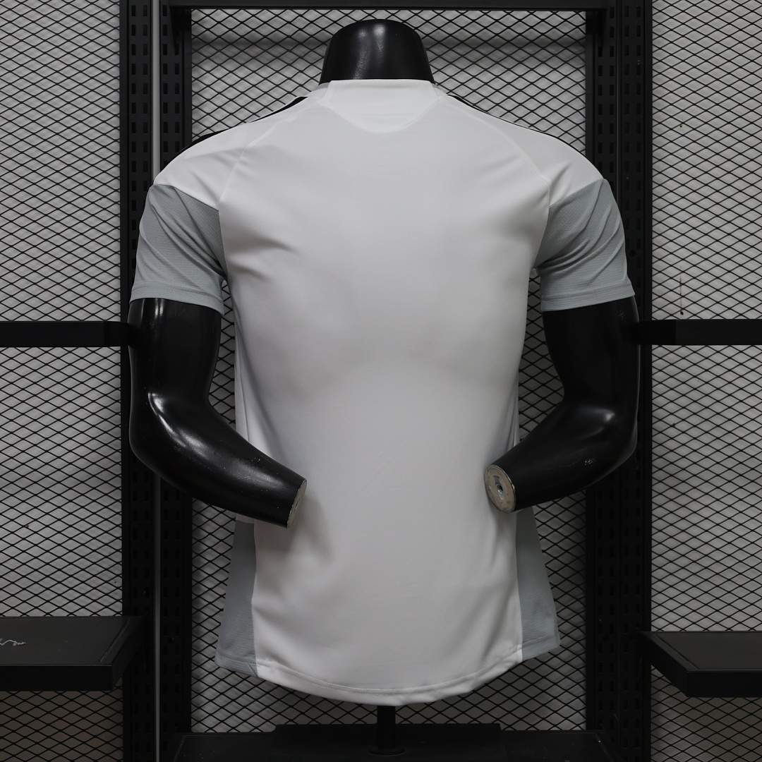 CAMISETA ENTRENAMIENTO REAL MADRID 2026/27 VERSIÓN JUGADOR - Imagen 10