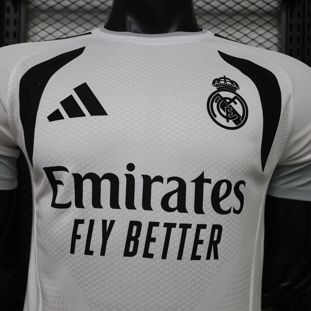 CAMISETA ENTRENAMIENTO REAL MADRID 2026/27 VERSIÓN JUGADOR - Imagen 2