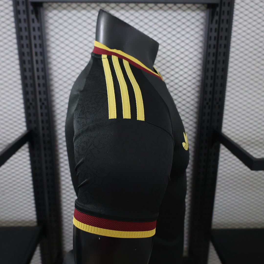CAMISETA CONCEPTO ESPAÑA VERSIÓN JUGADOR - Imagen 8
