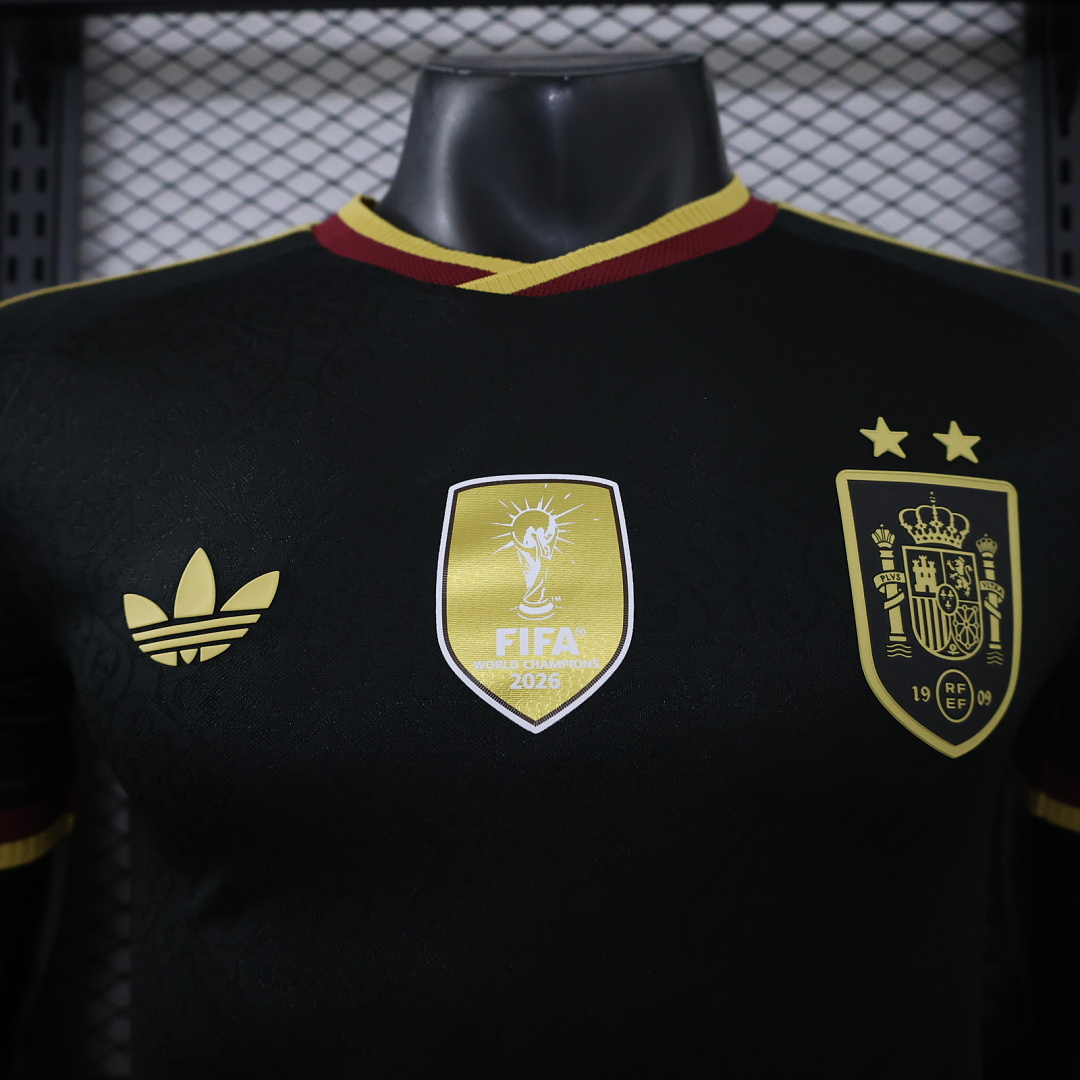 CAMISETA CONCEPTO ESPAÑA VERSIÓN JUGADOR - Imagen 2