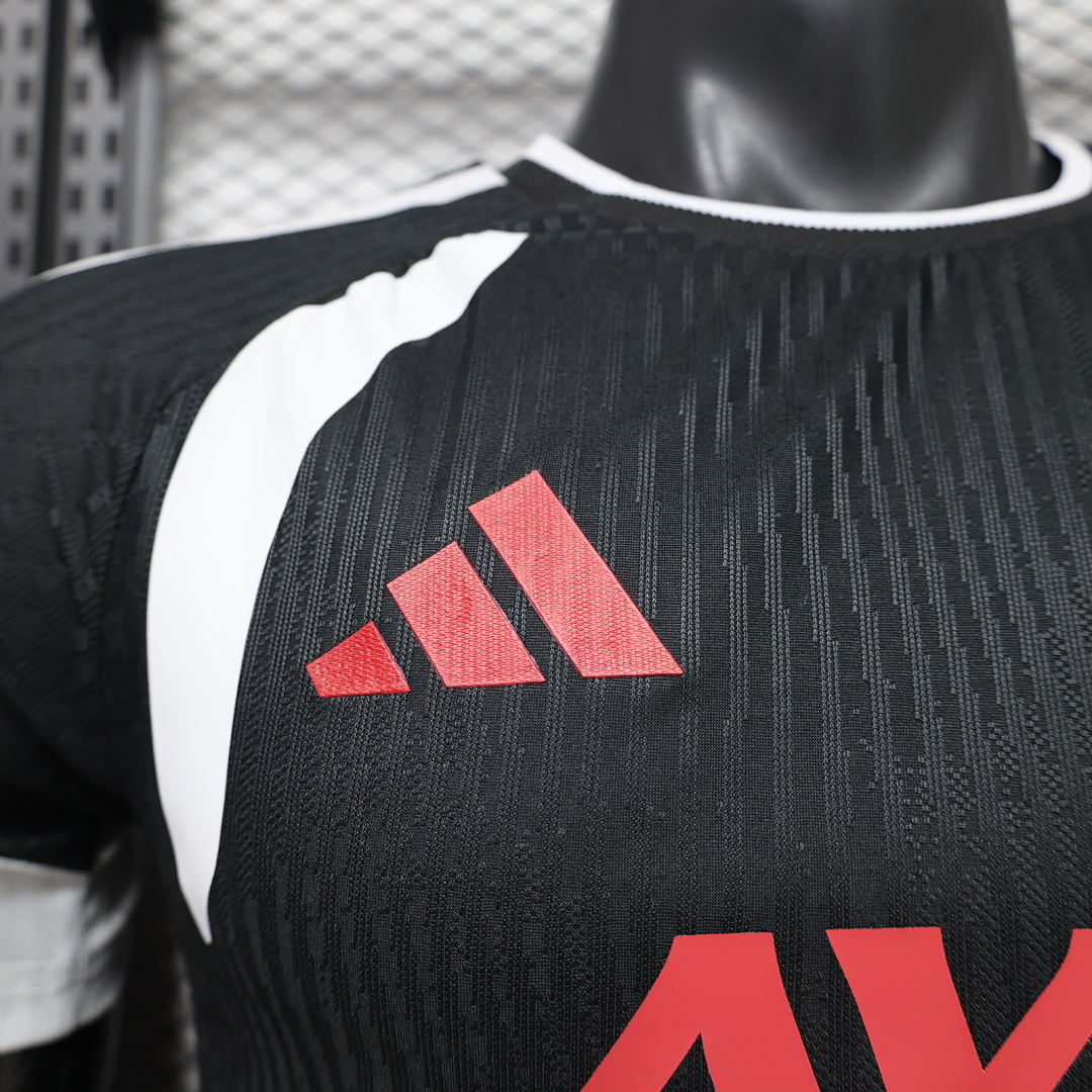 CAMISETA ENTRENAMIENTO LIVERPOOL 2026/27 VERSIÓN JUGADOR - Imagen 3