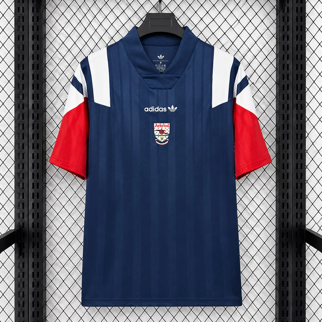 POLERA DE SALIDA EQT ARSENAL 2026/27 VERSIÓN FAN