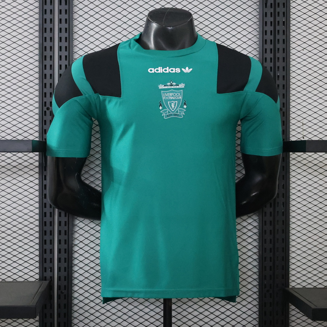 POLERA DE SALIDA EQT LIVERPOOL 2026/27 VERSIÓN JUGADOR