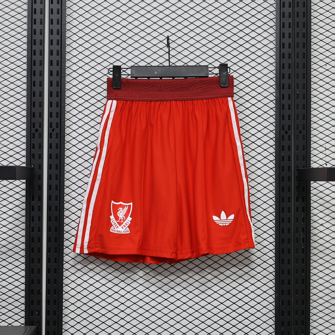 SHORTS SEGUNDA EQUIPACIÓN LIVERPOOL 2026/27 VERSIÓN JUGADOR