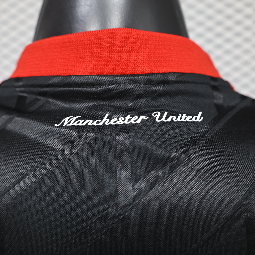 POLERA DE SALIDA MANCHESTER UNITED 2026/27 VERSIÓN JUGADOR - Imagen 9