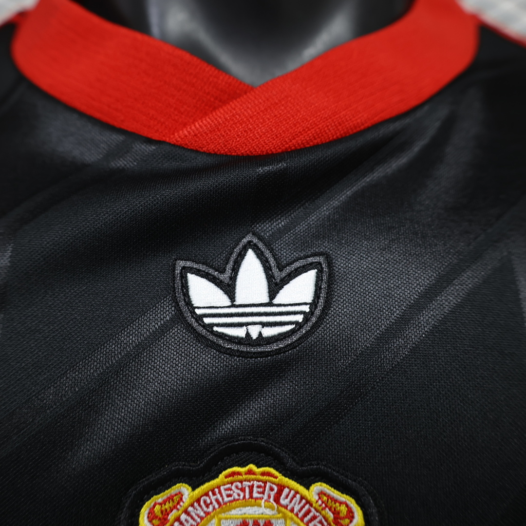 POLERA DE SALIDA MANCHESTER UNITED 2026/27 VERSIÓN JUGADOR - Imagen 3