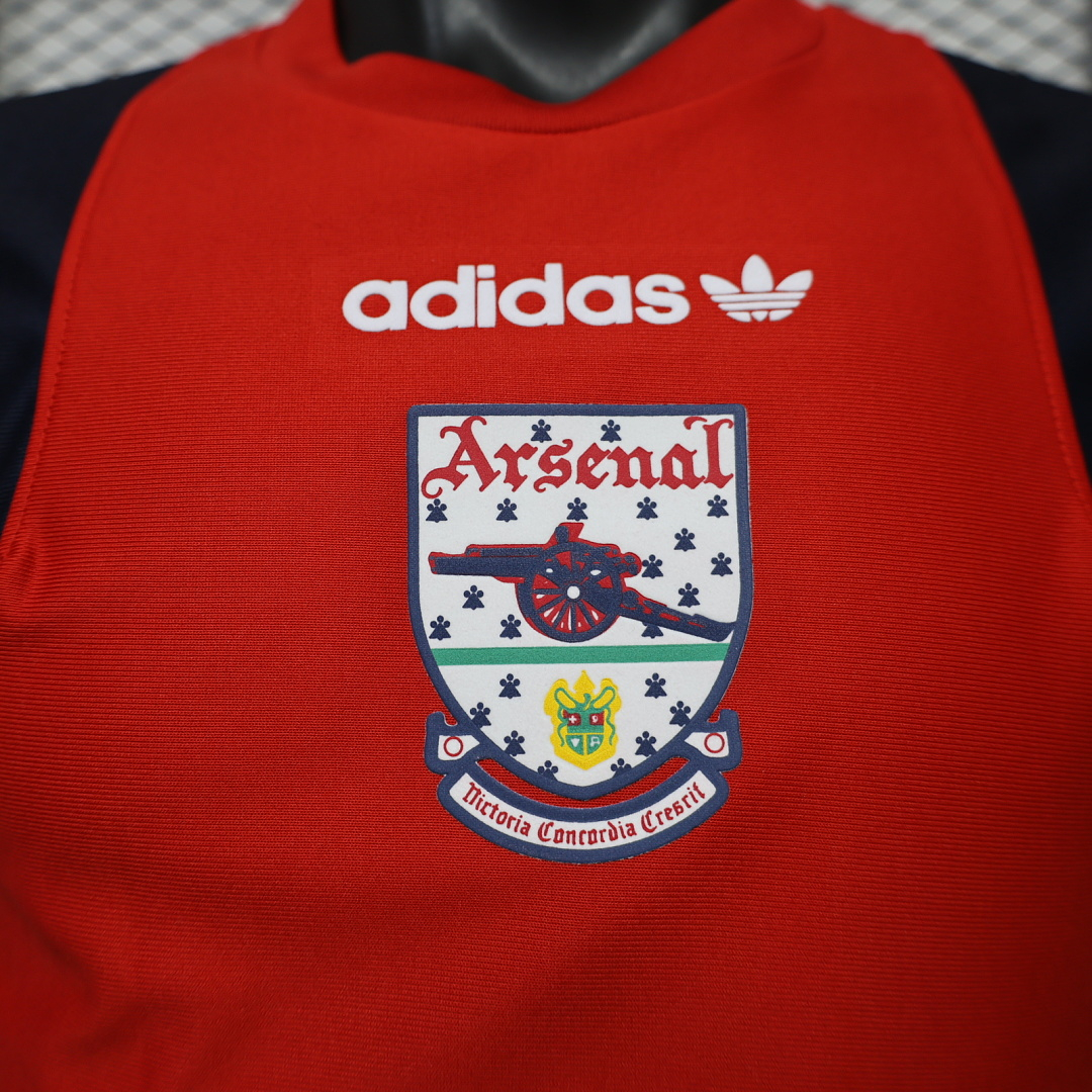 POLERA DE SALIDA EQT ARSENAL 2026/27 VERSIÓN JUGADOR - Imagen 2