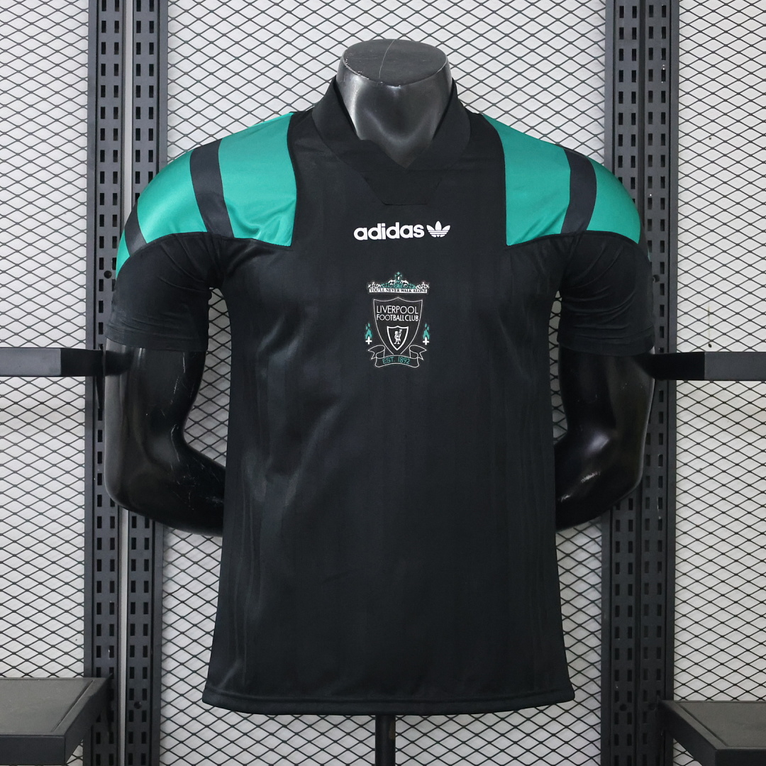 POLERA DE SALIDA EQT LIVERPOOL 2026/27 VERSIÓN JUGADOR