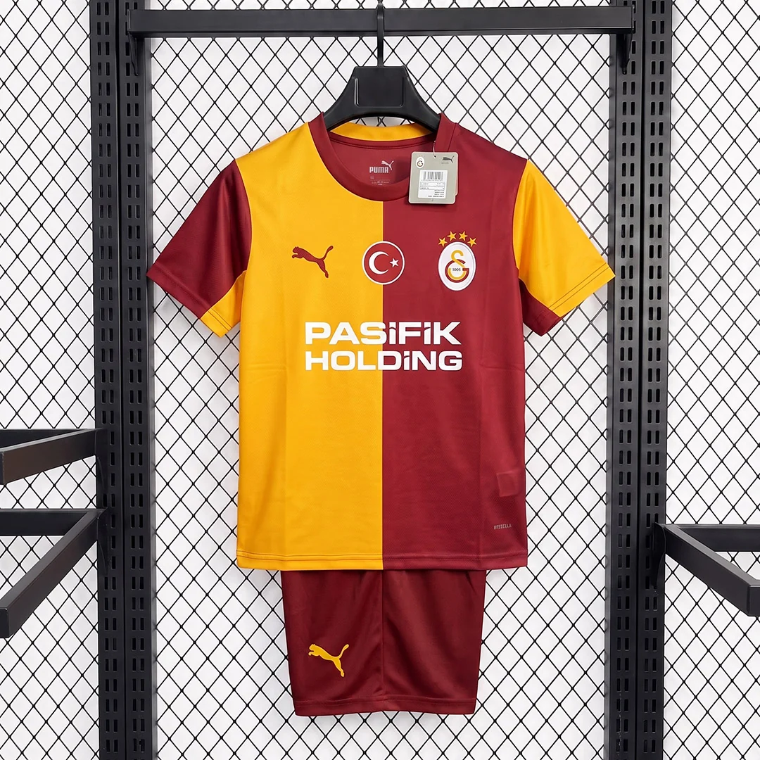 CAMISETA PRIMERA EQUIPACIÓN GALATASARAY 2026/27 VERSIÓN INFANTIL